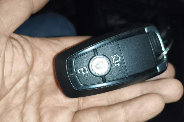 Used Ford Escort 2019 Revised Version 1.5L Automatic Enjoyment Type China VI Standard Vehicle Key