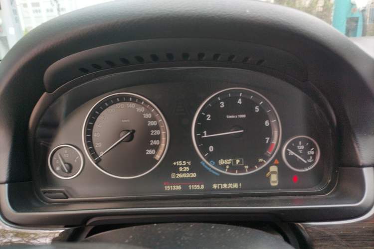 Used BMW 5 Series 2014 525Li Luxury Design Package
