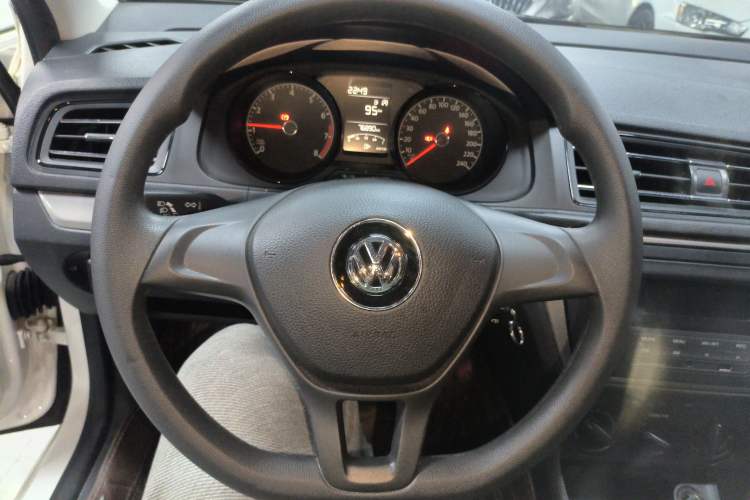 Used Volkswagen Lavida 2019 Lavida Start 1.5L Manual Fashion Edition China VI Standard Steering Wheel