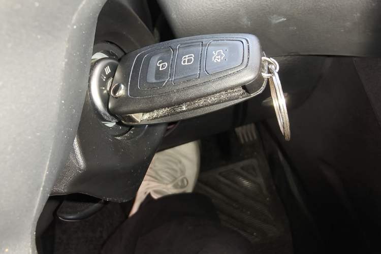 Used Ford Focus 2012 Hatchback 1.6L Automatic Fashion Edition