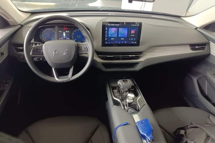 Used Hongqi E-QM5 2024 500km Range Edition Center Console