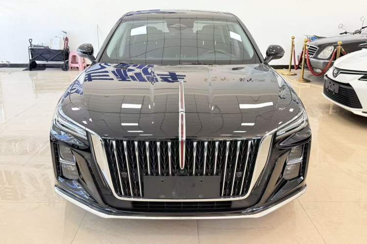 Used Hongqi H5 2023 2.0T Automatic Smart Connect Flagship Edition Front