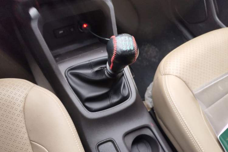 Used Wuling Hongguang 2021 1.5L S Comfort Edition LAR Gear Lever