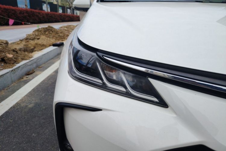 Used Toyota Corolla 2022 Dual-Motor 1.8L E-CVT Pioneer Edition Right Front Headlight