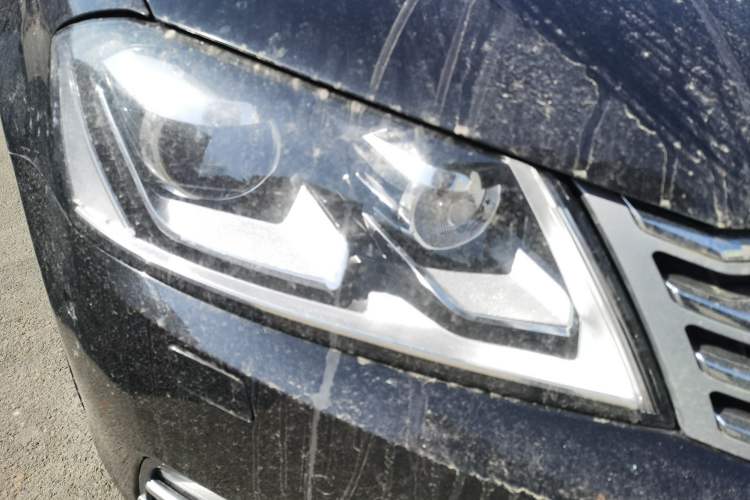 Used Volkswagen Magotan 2013 1.8TSI Prestige Model Right Front Headlight