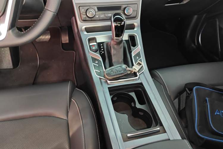 Used Geely Auto Emgrand 2018 1.5L CVT Upward Connect Edition
