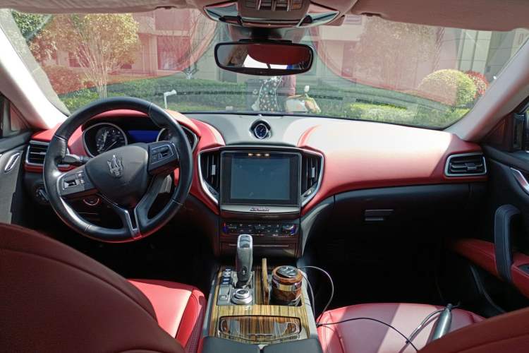 Used Maserati Ghibli 2019 3.0T Standard Version China VI
