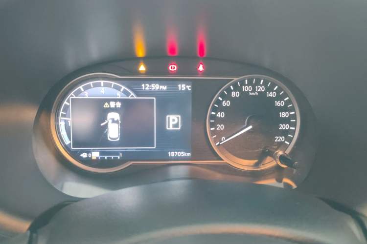 Used Nissan Kicks 2019 1.5L CVT Smart Connect Luxury Edition