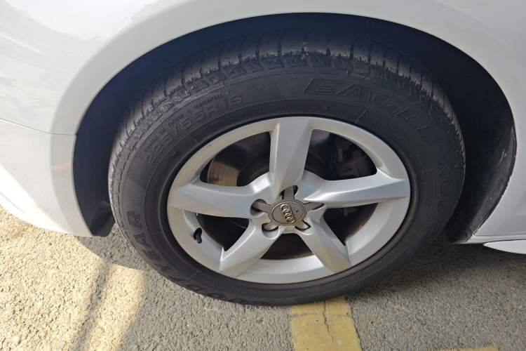 Used Audi A4L 2015 35 TFSI Automatic Standard Model
