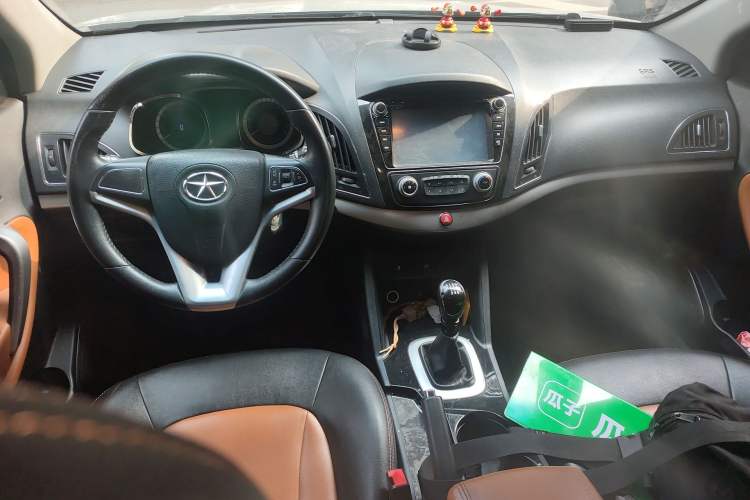 Used JAC Group Refine S5 2013 1.8T Manual New Edition
