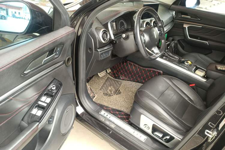 Used Wey VV5 2017 2.0T Ultra-Luxury Version Driver Seat