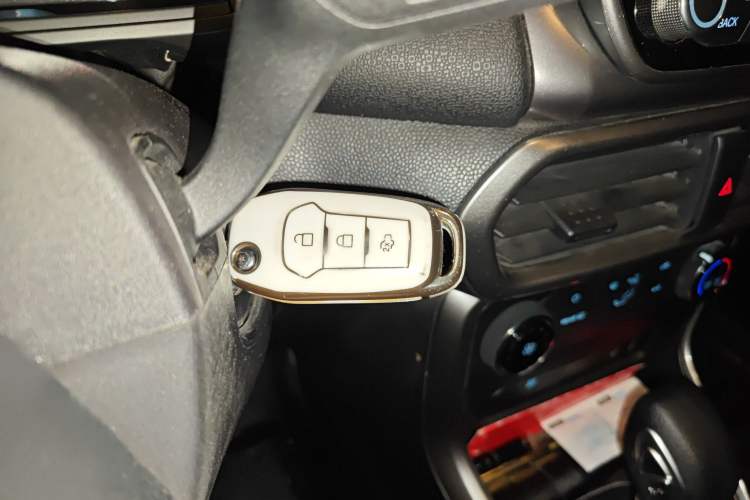 Used Ford EcoSport 2018 Revised 1.5L Automatic Platinum Wing Edition Interior 1