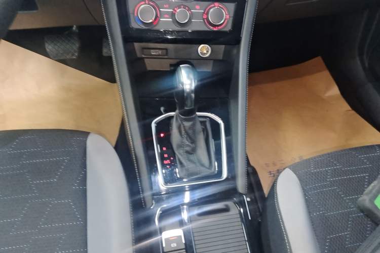 Used Jetta VS7 2023 280TSI Automatic Trend Edition
