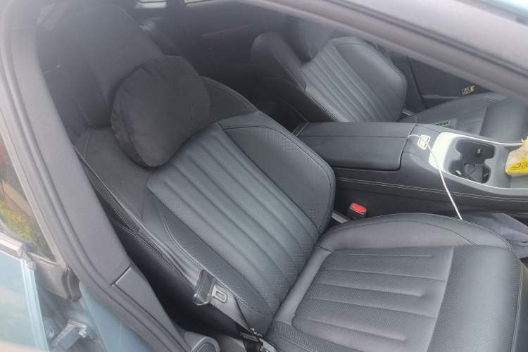 Used ONVO L60 2024 60 kWh All-Wheel Drive