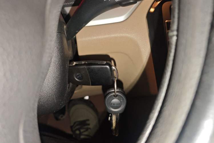 Used Volkswagen Jetta 2013 1.6L Manual Comfort Model Vehicle Key