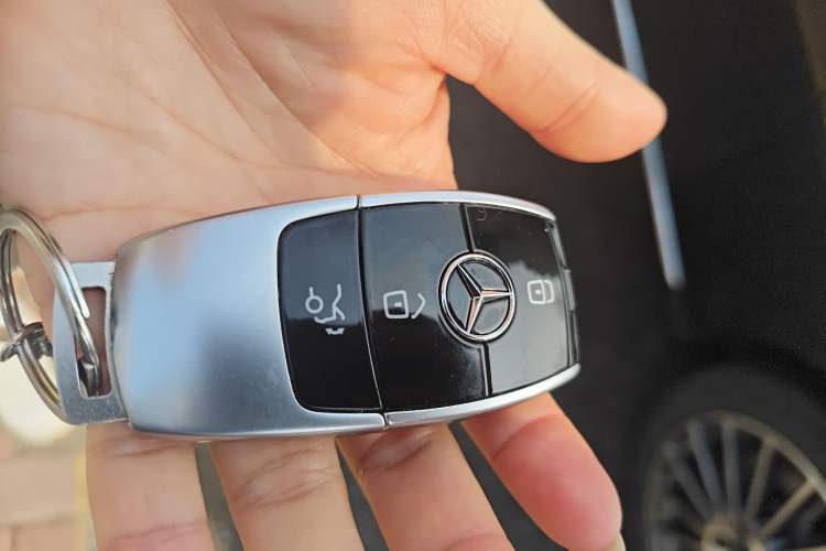 Used Mercedes-Benz E-Class 2021 Facelift E 260 L
