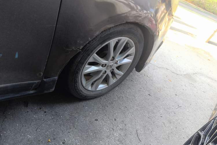 Used Baojun 730 2014 1.5L manual luxury trim 7 seats