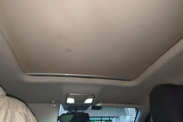 Used Sinotruk VGV U70 2020 1.5T Automatic Smart Enjoyment Elite Version 7 Seats