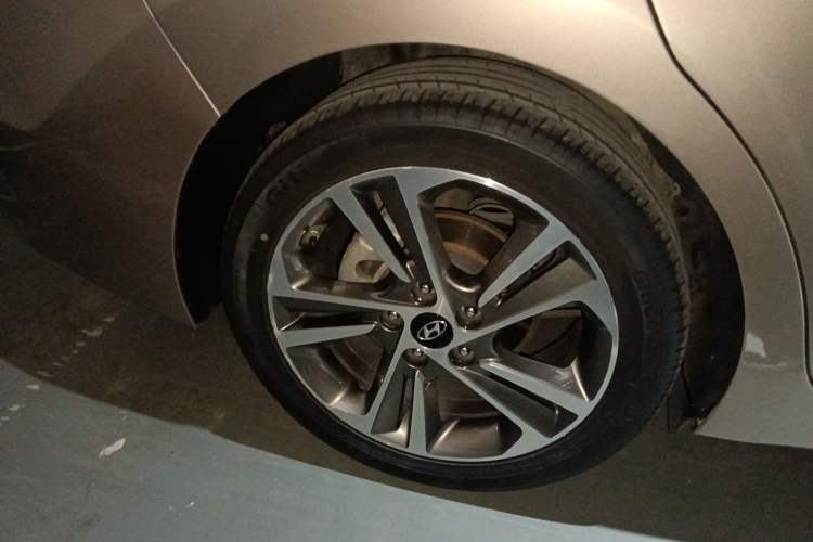 Used Hyundai Elantra (6th Generation / Lingdong) 2016 1.6L Automatic ZhiXuan · Luxury Version Exterior 8