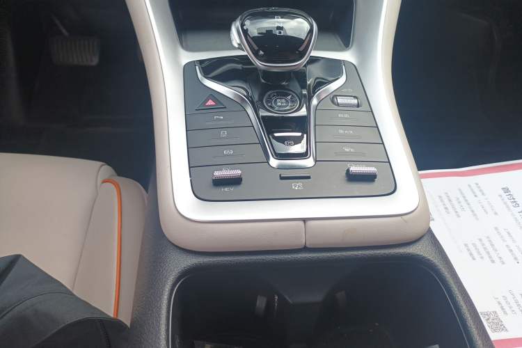 Used BYD Song Pro New Energy 2023 Champion Edition DM-i 71KM Navigation Model