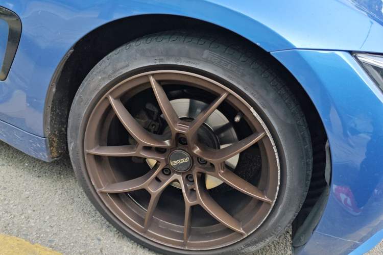 Used BMW 4 Series 2016 420i Gran Coupe M Sport Edition Right Front Wheel Hub