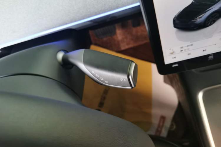 Used Tesla Model Y 2024 Rear-Wheel-Drive Version