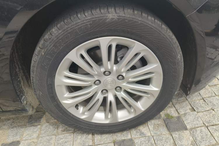 Used Buick LaCrosse 2018 20T Luxury Model
