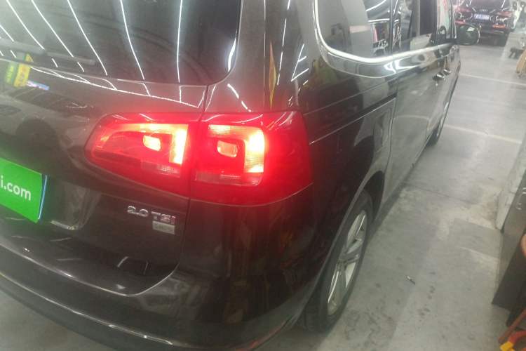 Used Volkswagen Sharan 2014 2.0 TSI Comfort Model Right Rear Taillight