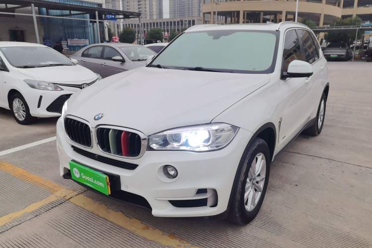 Used BMW X5 2018 xDrive35i Standard Model Small Screen Fabric Middle East