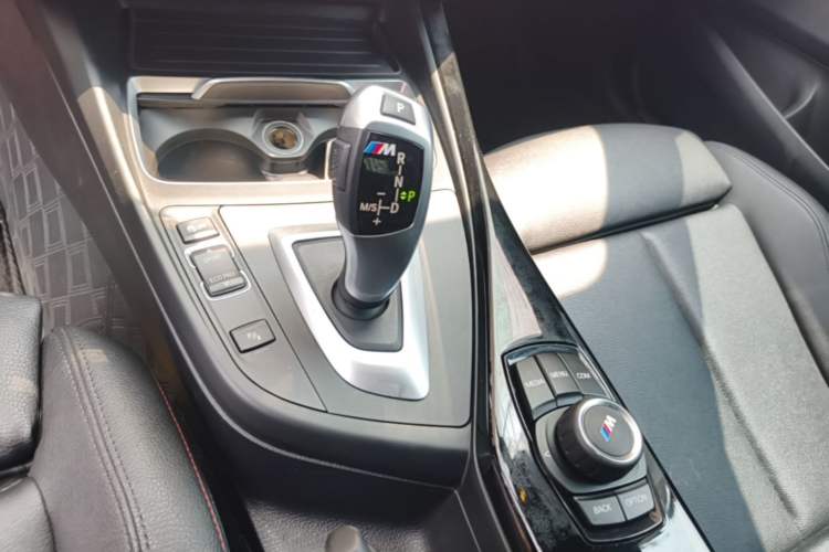 Used BMW 2 Series 2019 225i Convertible Coupe Sports Design Package