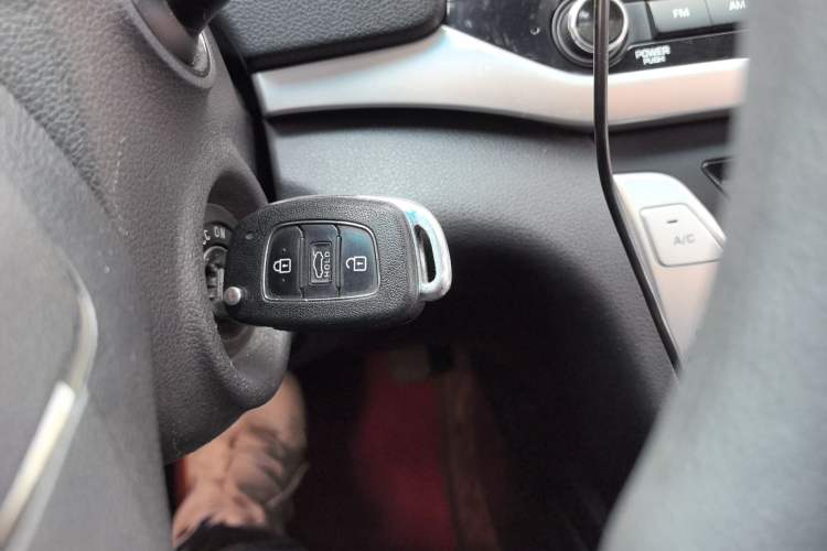 Used Hyundai Elantra (6th Generation / Lingdong) 2016 1.6L Automatic ZhiXuan – Elite Version Vehicle Key