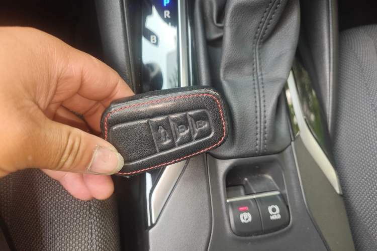 Used Toyota Levin 2022 Dual-Engine 1.8H E-CVT Luxury Edition Vehicle Key