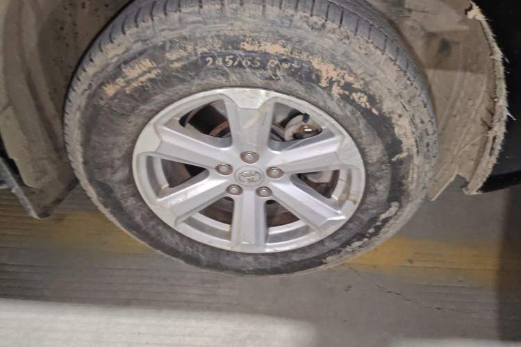 Used Toyota Highlander 2011 2.7L Two-Wheel Drive 5-Seater Elite Edition
