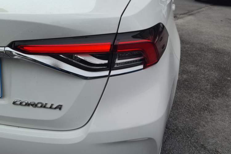 Used Toyota Corolla 2023 1.8L Smart Electric Hybrid Dual-Motor Elite Edition Exterior 1