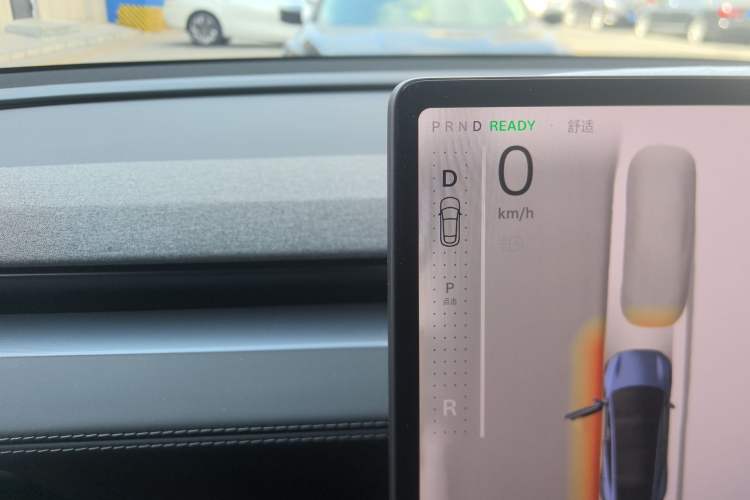 Used Tesla Model Y 2025 Rear-Wheel-Drive Version