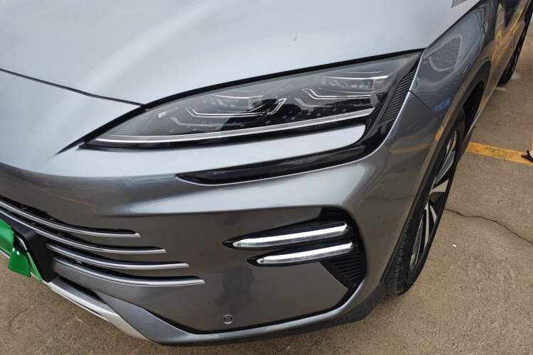 Used BYD Song PLUS New Energy 2024 HONOR Edition DM-i 110km Flagship PLUS
