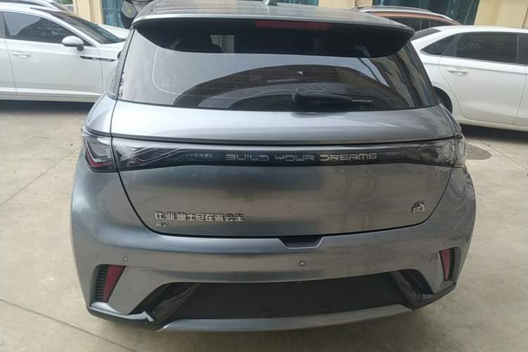 Used BYD Dolphin 2023 420 km Fashion Edition
