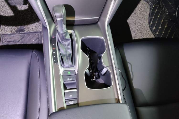 Used Honda Accord 2018 260TURBO Elite Edition China VI Gear Lever