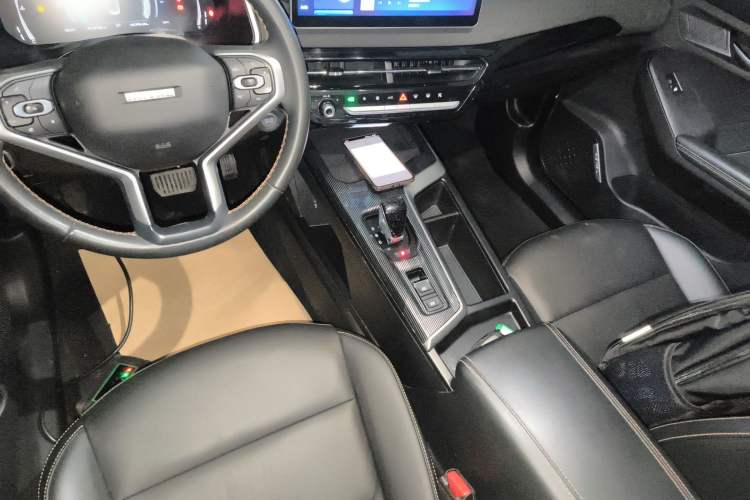 Used Haval LHERY 2022 Jingxiang Edition 1.5T Copper Rabbit Gear Lever