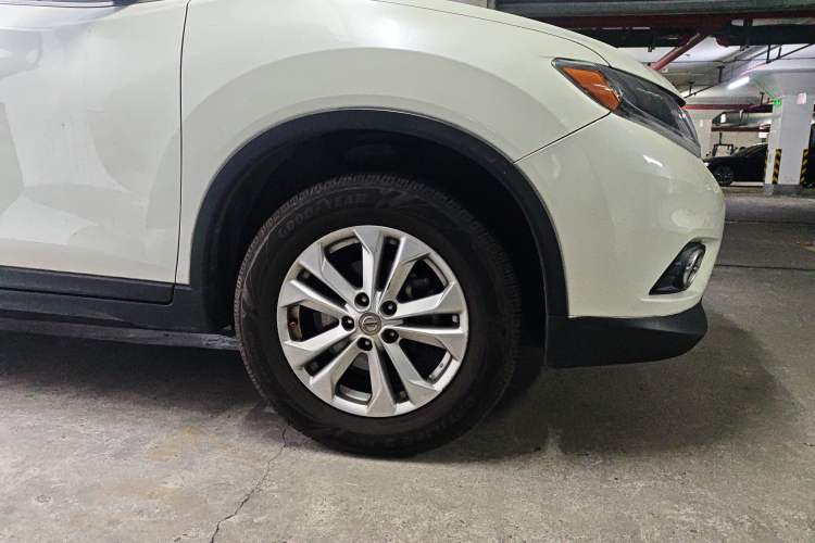 Used Nissan X-Trail 2016 2.0L CVT Smart Enjoyment Version 4WD