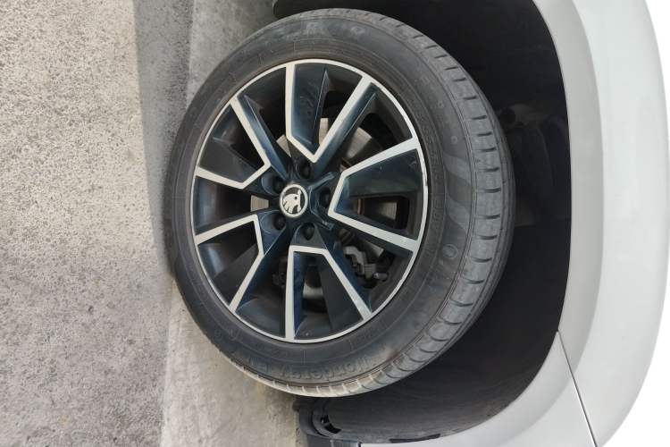 Used Skoda Karoq 2019 TSI280 Smart Drive Elite Edition China V Standard Right Front Wheel Hub