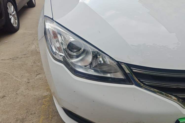 Used Roewe 360 2017 1.5L Automatic Luxury Edition
