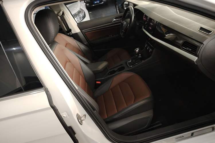 Used Volkswagen Lavida 2019 280TSI DSG Luxury Edition China VI Standard Right Front Seat