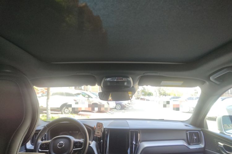 Used Volvo XC60 2019 T5 4x4 Smart & Dynamic Sport Edition China VI Standard
