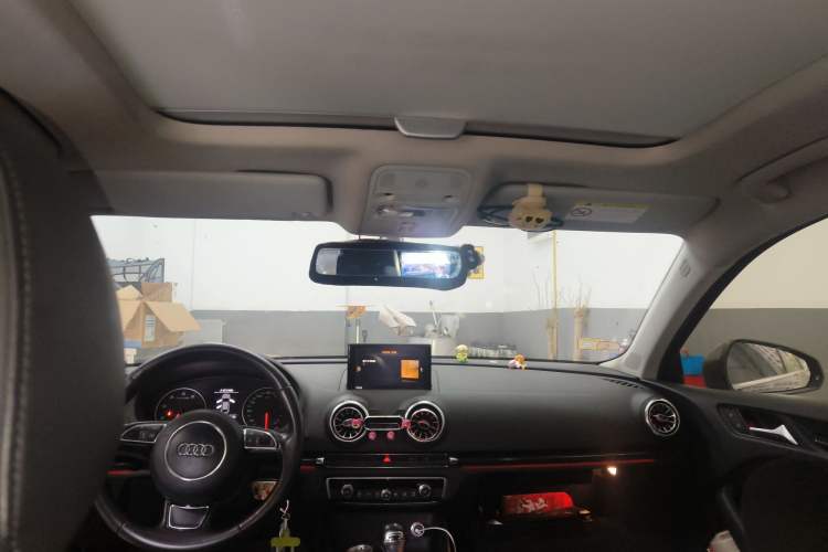 Used Audi A3 2014 Limousine 35 TFSI Automatic Comfort Model
