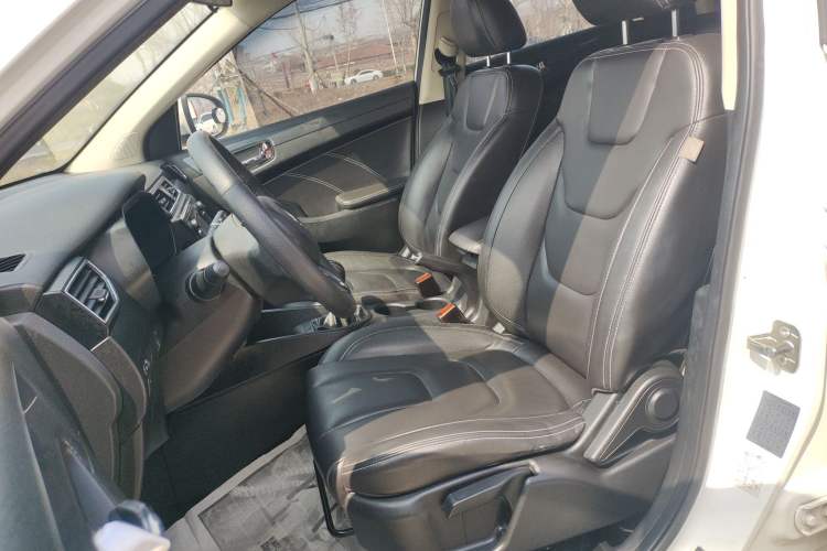 Used Dongfeng Fengon 580 2016 1.8L Manual Comfort Model
