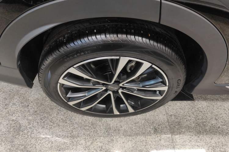 Used JETOUR X70 PLUS 2025 1.5T Flagship Edition 5 Seats Right Rear Wheel Hub