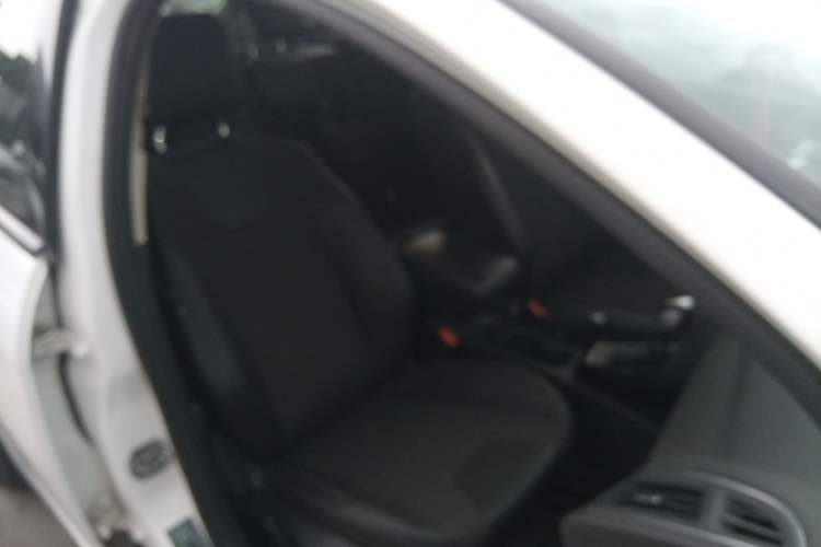 Used Ford Focus 2012 Hatchback 1.6L Automatic Fashion Edition