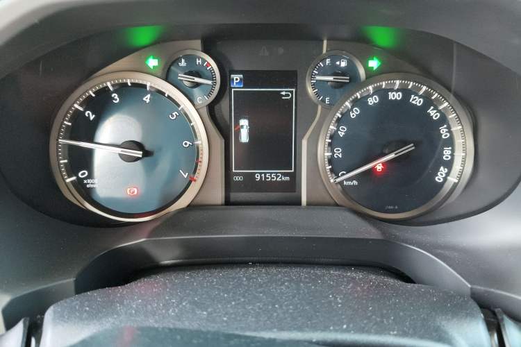 Used Toyota Prado 2019 3.5L Automatic TX-L Deluxe Edition with Rear-Mounted Spare Tire