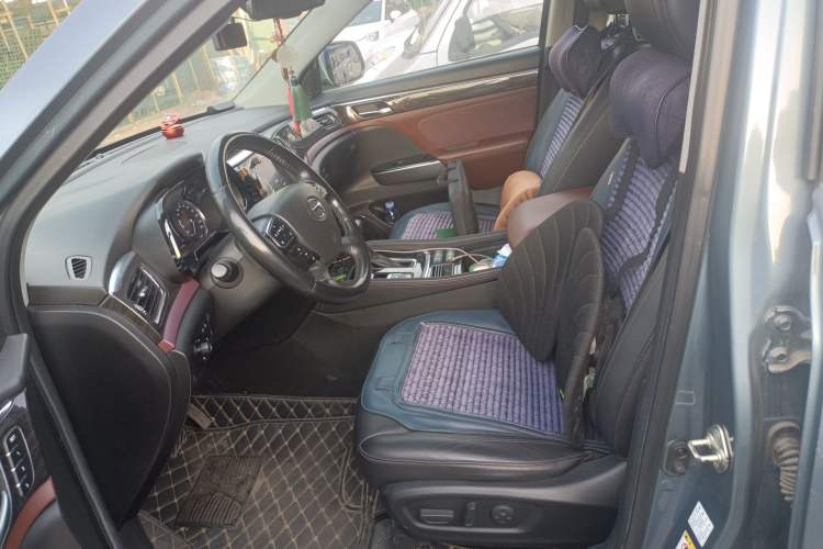 Used GAC Trumpchi GS8 2017 320T Two-Wheel Drive Prestige Version (7 Seats)
